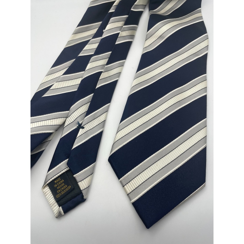 Donald J Trump Signature Collection Navy Blue Silver Striped 100% Silk Necktie